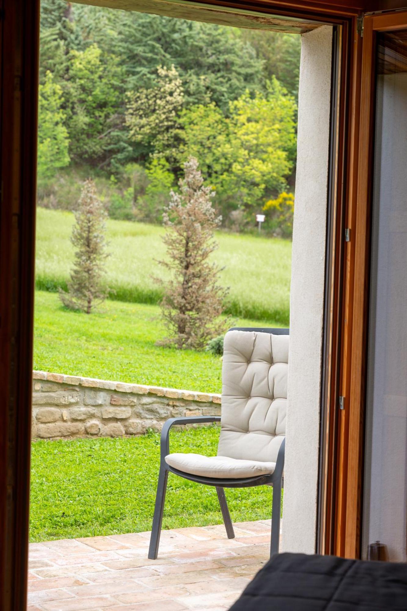 Aura Relais Hotel Urbino Bagian luar foto