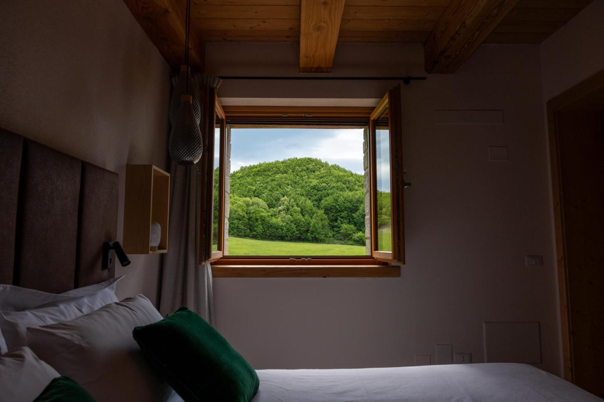 Aura Relais Hotel Urbino Bagian luar foto