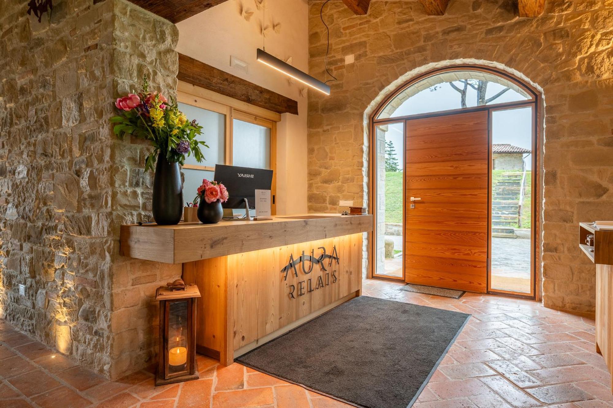 Aura Relais Hotel Urbino Bagian luar foto