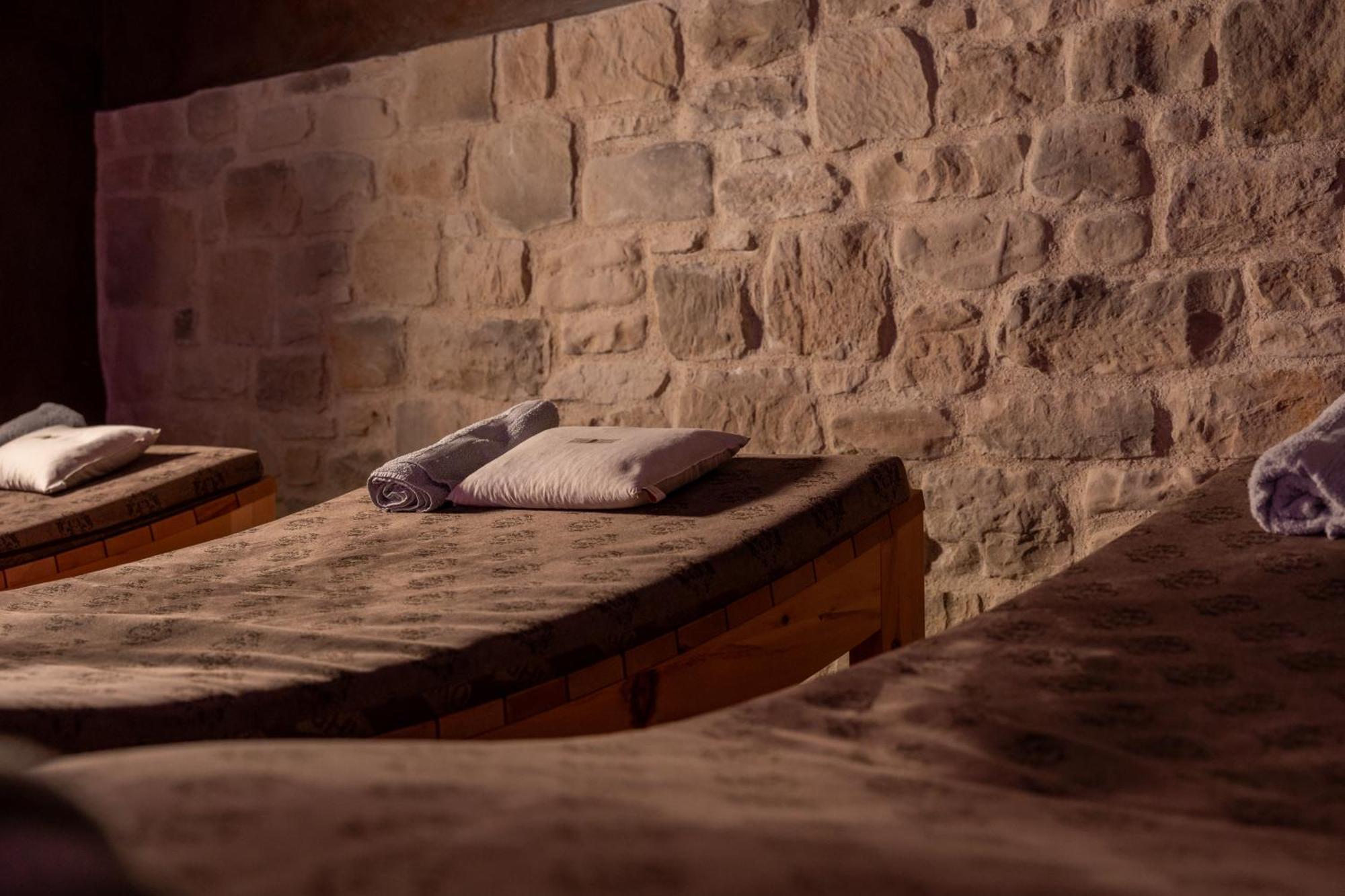 Aura Relais Hotel Urbino Bagian luar foto